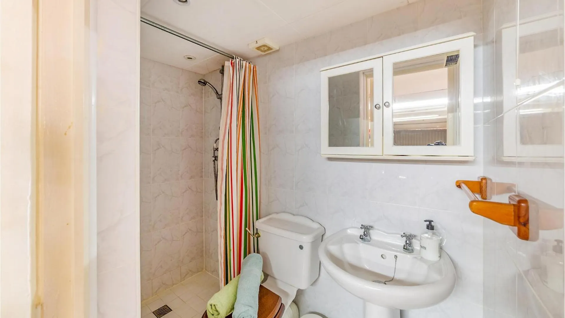 Nice Home In Alcanar With Kitchen